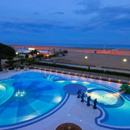 Comfortable Flat With Sea View In Apartment *