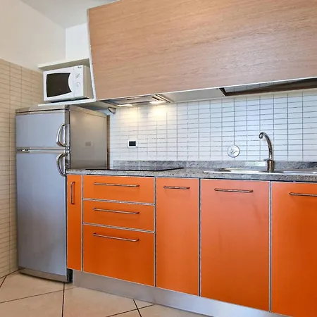 Appartamento Comfortable Flat With Sea View In