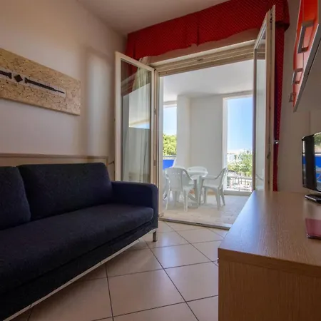 Comfortable Flat With Sea View In Appartamento *