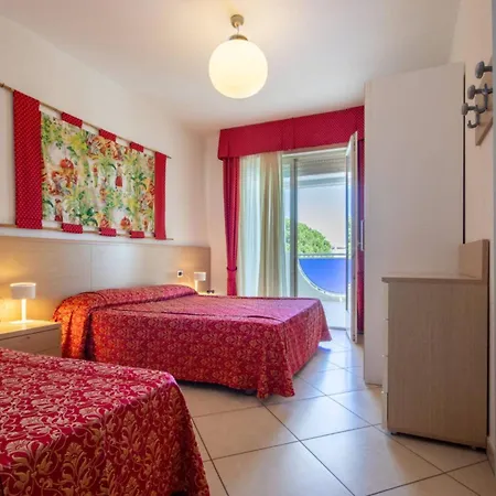 Comfortable Flat With Sea View In Apartamento Bibione