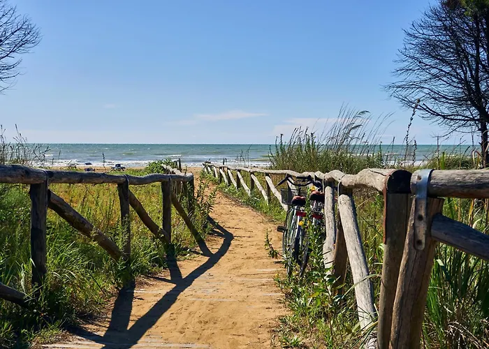 Comfortable Flat With Sea View In * Bibione