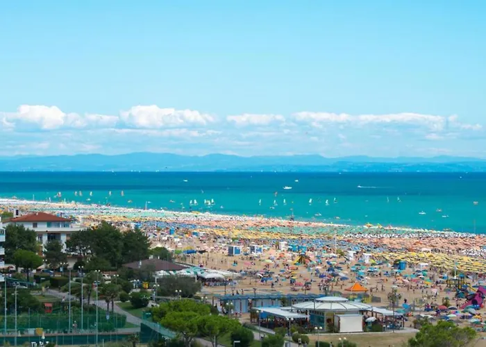 Appartement Comfortable Flat With Sea View In *